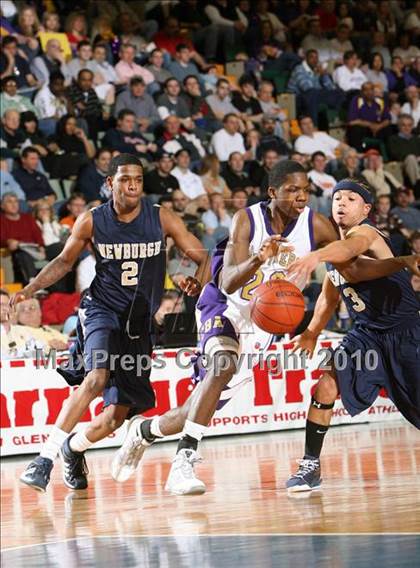 Thumbnail 2 in Christian Brothers vs. Newburgh Free Academy (NYSPHSAA Class AA Semifinal) photogallery.