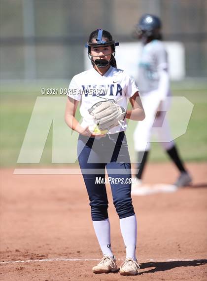 Thumbnail 3 in Sheldon @ Vista del Lago photogallery.