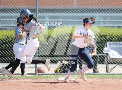 Thumbnail 1 in Sheldon @ Vista del Lago photogallery.