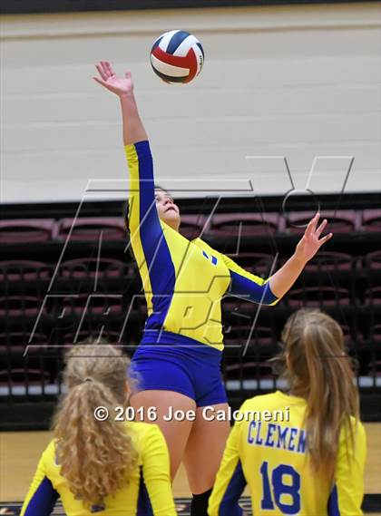 Thumbnail 3 in MacArthur [Douglas] vs Clemens (NEISD Invitational) photogallery.