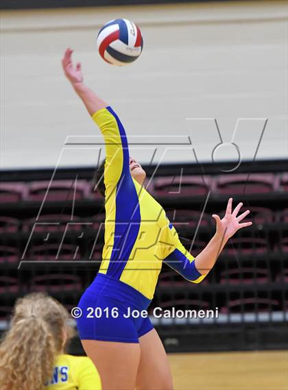 Thumbnail 2 in MacArthur [Douglas] vs Clemens (NEISD Invitational) photogallery.