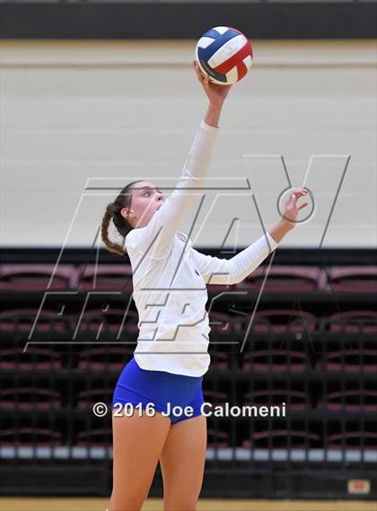 Thumbnail 3 in MacArthur [Douglas] vs Clemens (NEISD Invitational) photogallery.