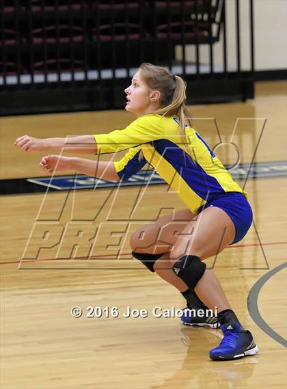 Thumbnail 1 in MacArthur [Douglas] vs Clemens (NEISD Invitational) photogallery.