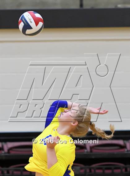 Thumbnail 2 in MacArthur [Douglas] vs Clemens (NEISD Invitational) photogallery.