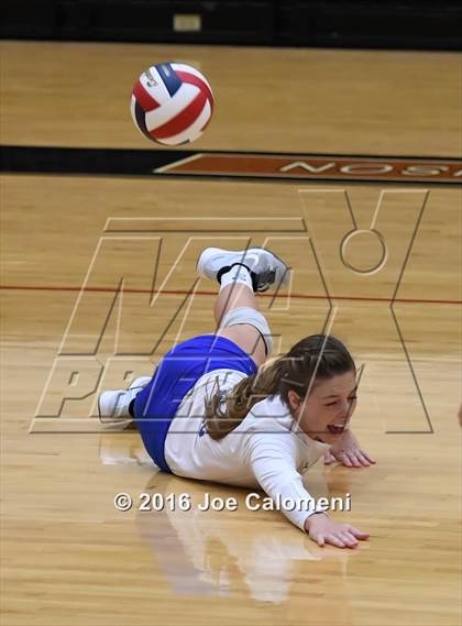 Thumbnail 2 in MacArthur [Douglas] vs Clemens (NEISD Invitational) photogallery.