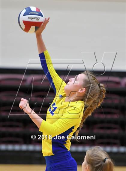 Thumbnail 3 in MacArthur [Douglas] vs Clemens (NEISD Invitational) photogallery.