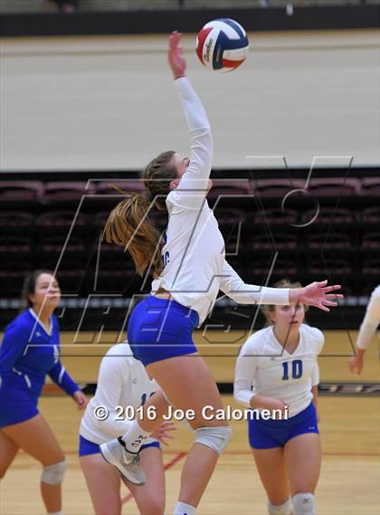 Thumbnail 1 in MacArthur [Douglas] vs Clemens (NEISD Invitational) photogallery.