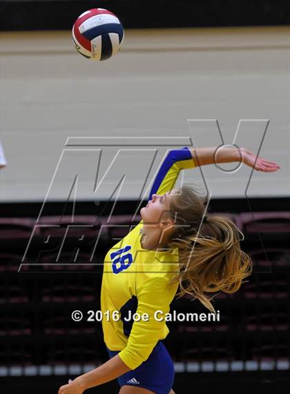 Thumbnail 1 in MacArthur [Douglas] vs Clemens (NEISD Invitational) photogallery.