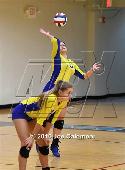 Thumbnail 3 in MacArthur [Douglas] vs Clemens (NEISD Invitational) photogallery.