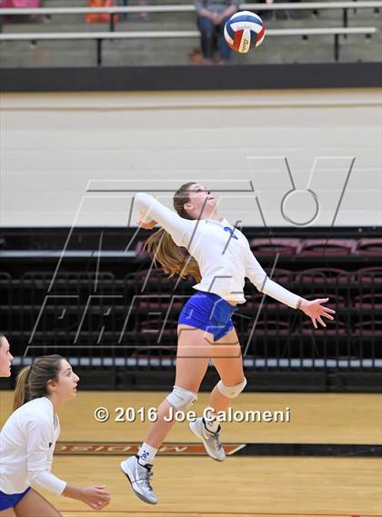 Thumbnail 3 in MacArthur [Douglas] vs Clemens (NEISD Invitational) photogallery.