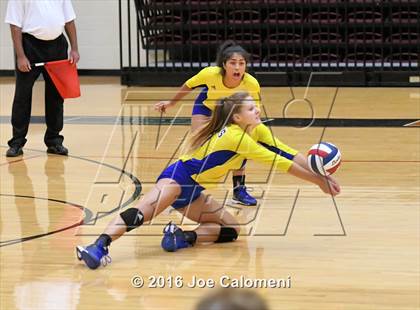 Thumbnail 3 in MacArthur [Douglas] vs Clemens (NEISD Invitational) photogallery.