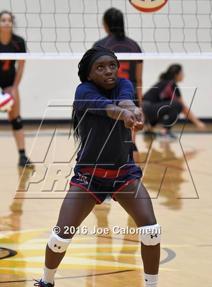 Thumbnail 1 in Roosevelt [Theodore] vs Stevens [John Paul] (Littleton Gym) photogallery.