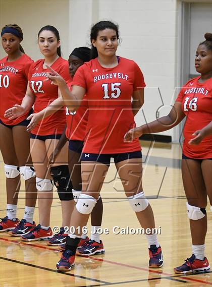 Thumbnail 2 in Roosevelt [Theodore] vs Stevens [John Paul] (Littleton Gym) photogallery.