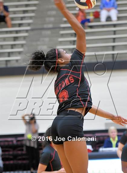 Thumbnail 2 in Roosevelt [Theodore] vs Stevens [John Paul] (Littleton Gym) photogallery.