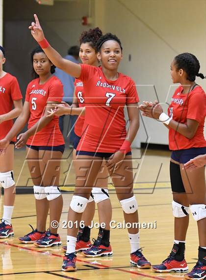 Thumbnail 3 in Roosevelt [Theodore] vs Stevens [John Paul] (Littleton Gym) photogallery.