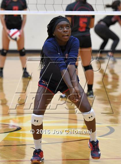 Thumbnail 3 in Roosevelt [Theodore] vs Stevens [John Paul] (Littleton Gym) photogallery.