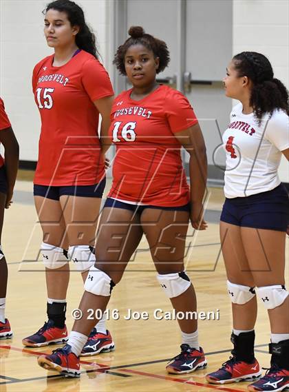 Thumbnail 3 in Roosevelt [Theodore] vs Stevens [John Paul] (Littleton Gym) photogallery.