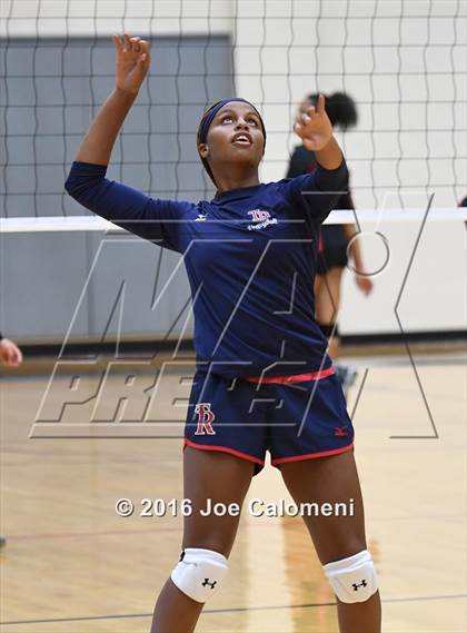 Thumbnail 2 in Roosevelt [Theodore] vs Stevens [John Paul] (Littleton Gym) photogallery.