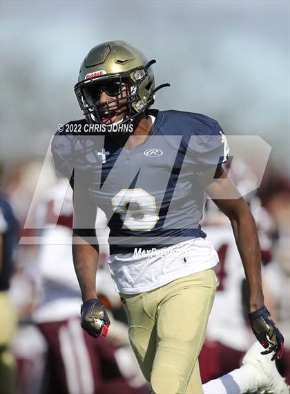 Thumbnail 1 in Red Bud @ Althoff Catholic (IHSA 2A Second Round Playoffs) photogallery.
