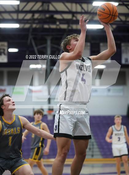 Thumbnail 1 in Roy vs. Riverton (Riverton Holiday Tournament) photogallery.