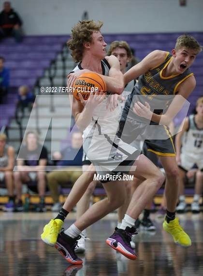 Thumbnail 2 in Roy vs. Riverton (Riverton Holiday Tournament) photogallery.