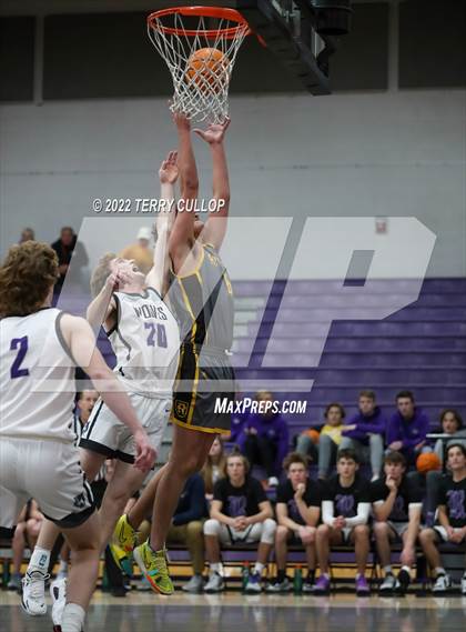 Thumbnail 3 in Roy vs. Riverton (Riverton Holiday Tournament) photogallery.