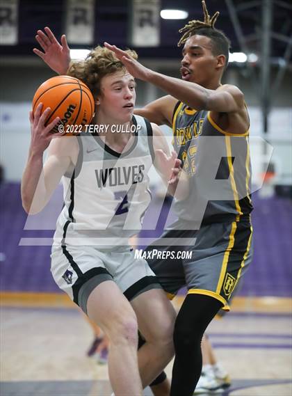Thumbnail 2 in Roy vs. Riverton (Riverton Holiday Tournament) photogallery.