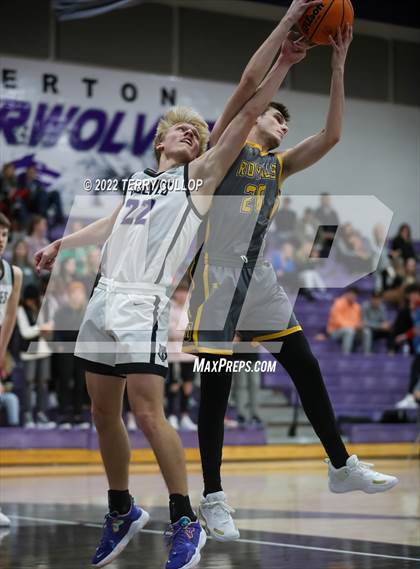 Thumbnail 1 in Roy vs. Riverton (Riverton Holiday Tournament) photogallery.