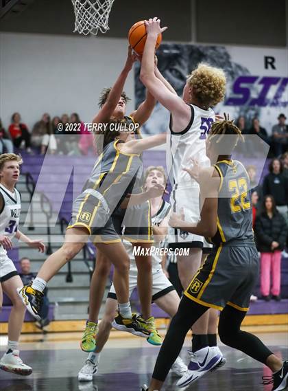 Thumbnail 3 in Roy vs. Riverton (Riverton Holiday Tournament) photogallery.