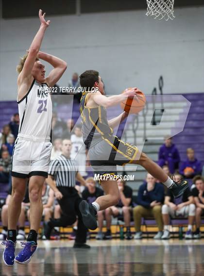 Thumbnail 3 in Roy vs. Riverton (Riverton Holiday Tournament) photogallery.
