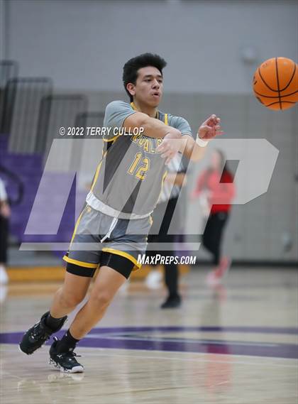 Thumbnail 2 in Roy vs. Riverton (Riverton Holiday Tournament) photogallery.