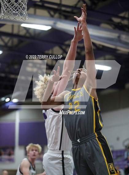 Thumbnail 1 in Roy vs. Riverton (Riverton Holiday Tournament) photogallery.