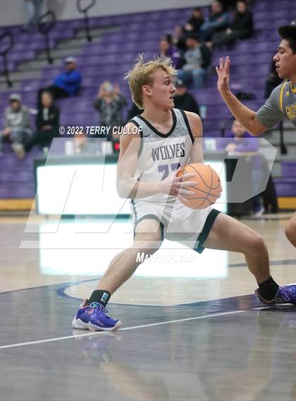 Thumbnail 1 in Roy vs. Riverton (Riverton Holiday Tournament) photogallery.