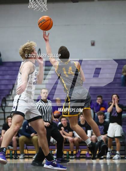Thumbnail 2 in Roy vs. Riverton (Riverton Holiday Tournament) photogallery.
