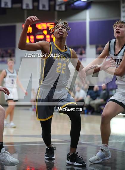 Thumbnail 2 in Roy vs. Riverton (Riverton Holiday Tournament) photogallery.