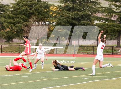 Thumbnail 1 in Carondelet vs. Monte Vista (CIF NCS D1 Final) photogallery.