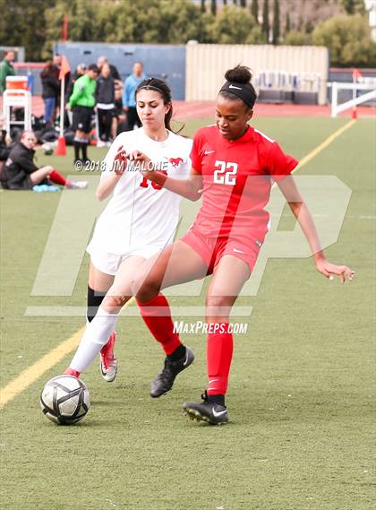 Thumbnail 2 in Carondelet vs. Monte Vista (CIF NCS D1 Final) photogallery.