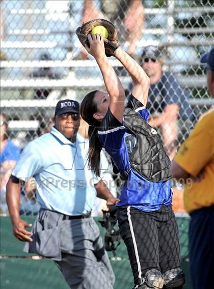 Thumbnail 2 in Oak Ridge vs. Rocklin (CIF SJS Playoffs) photogallery.