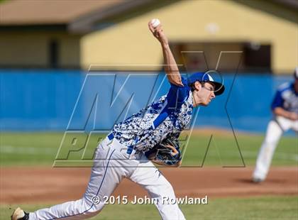 Thumbnail 3 in Prospect v. Highland Park (IHSA 4A Regional Semifinal) photogallery.