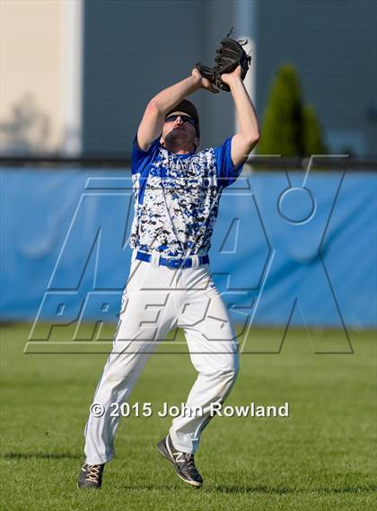 Thumbnail 1 in Prospect v. Highland Park (IHSA 4A Regional Semifinal) photogallery.