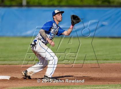 Thumbnail 1 in Prospect v. Highland Park (IHSA 4A Regional Semifinal) photogallery.