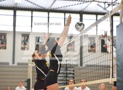 Thumbnail 2 in St. Amant @ Archbishop Chapelle photogallery.