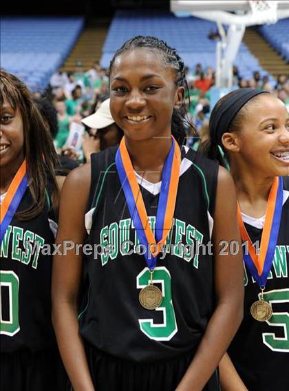 Thumbnail 3 in Millbrook vs. Southwest Guilford (NCHSAA 4A Final) photogallery.