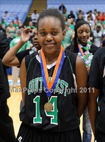 Thumbnail 3 in Millbrook vs. Southwest Guilford (NCHSAA 4A Final) photogallery.