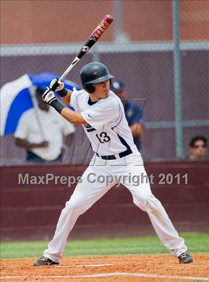 Thumbnail 1 in Santa Fe vs. Lamar Consolidated (UIL 4A Region III Quarterfinals) photogallery.
