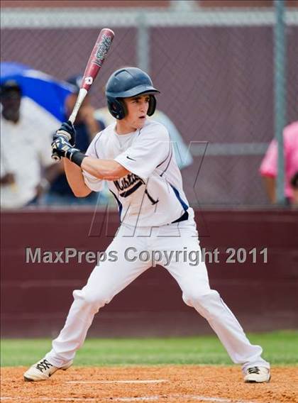 Thumbnail 1 in Santa Fe vs. Lamar Consolidated (UIL 4A Region III Quarterfinals) photogallery.