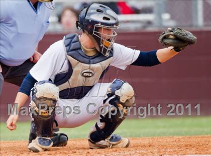 Thumbnail 3 in Santa Fe vs. Lamar Consolidated (UIL 4A Region III Quarterfinals) photogallery.
