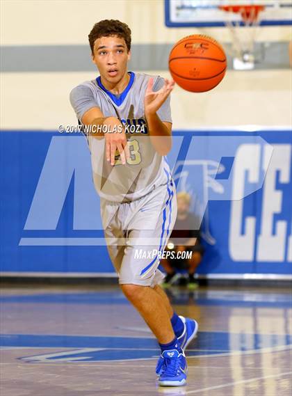 Thumbnail 2 in Santa Margarita vs. Centennial (Rolling Hills Prep State Preview) photogallery.