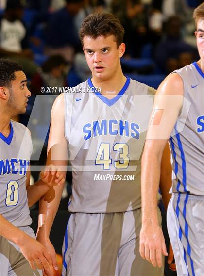 Thumbnail 1 in Santa Margarita vs. Centennial (Rolling Hills Prep State Preview) photogallery.