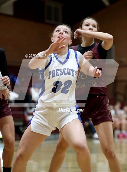 Thumbnail 2 in Nogales vs Prescott (Salpointe Cactus Clash) photogallery.